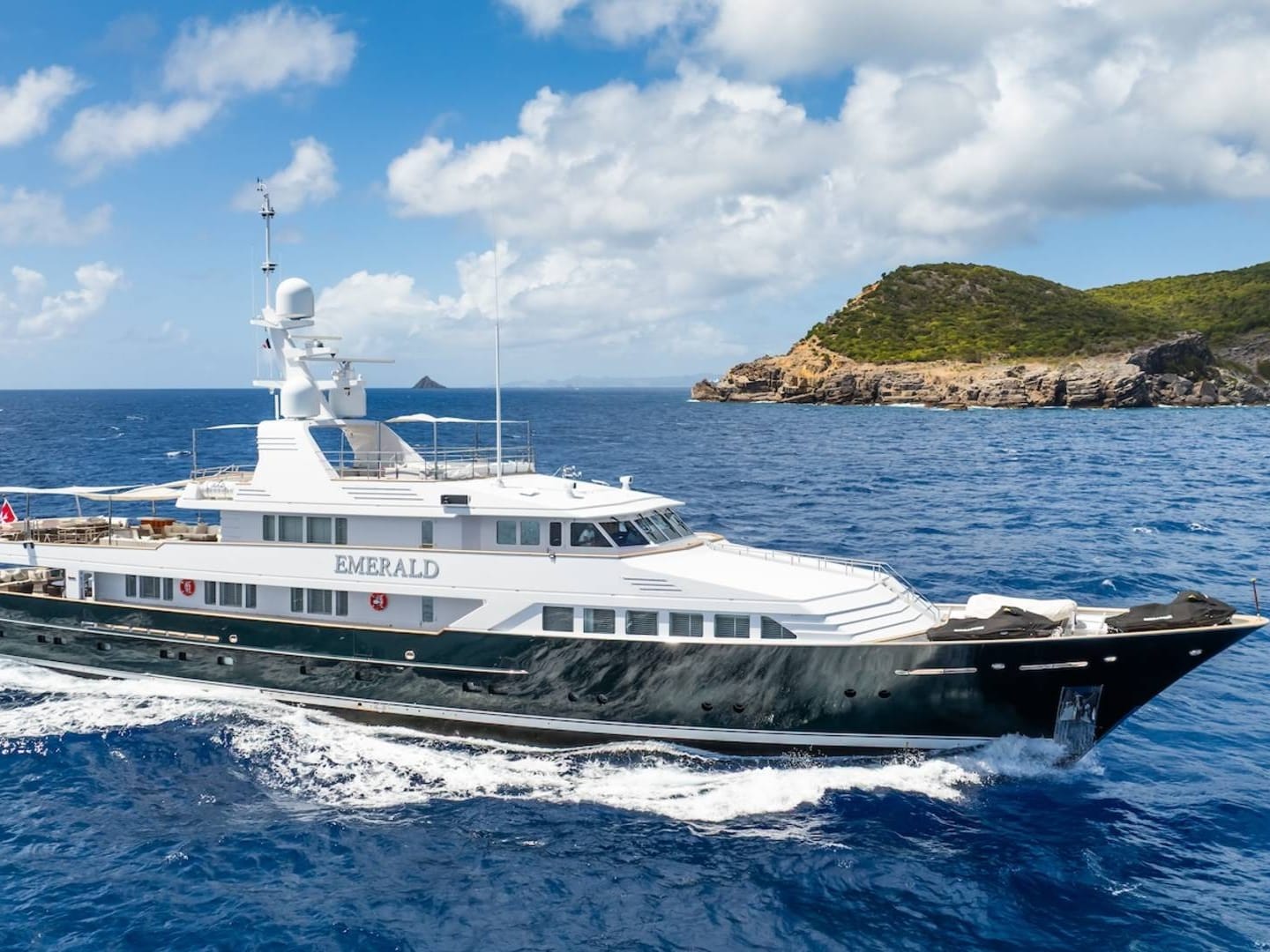EMERALD, 50.4m Feadship, exterior